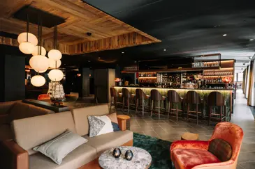 Bergwelt Grindelwald Design Luxury Hotel Az Bergwelt Bar 001