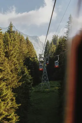 Bergwelt Grindelwald Design Luxury Hotel Ilia Bronskiy Gsoyru05vww Unsplash